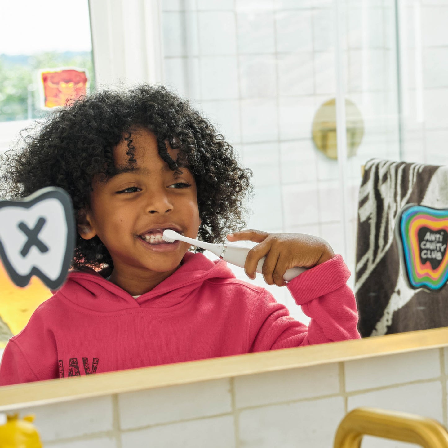 Panda Electric Toothbrush + 6 Brush Heads