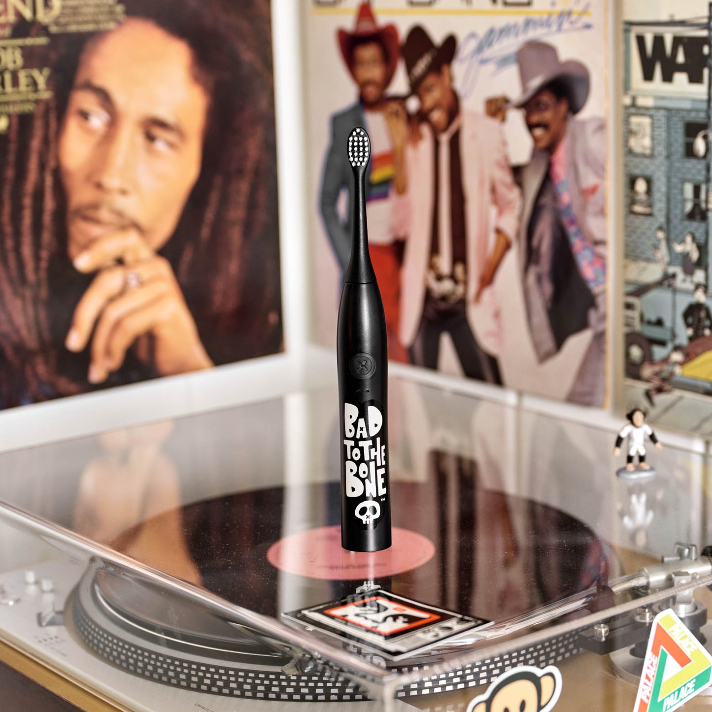 “Bad To The Bone” Electric Toothbrush + 6 Heads