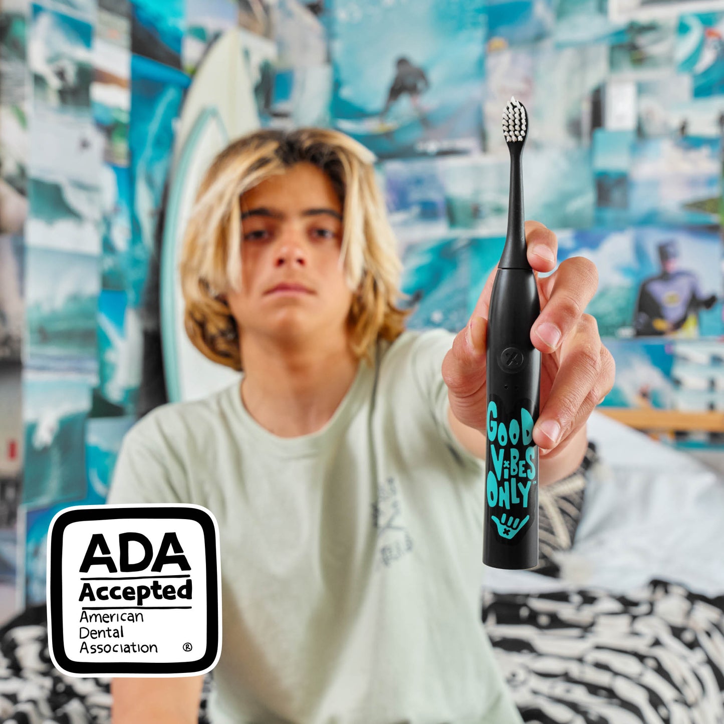 “Good Vibes Only” Electric Toothbrush + 6 Heads